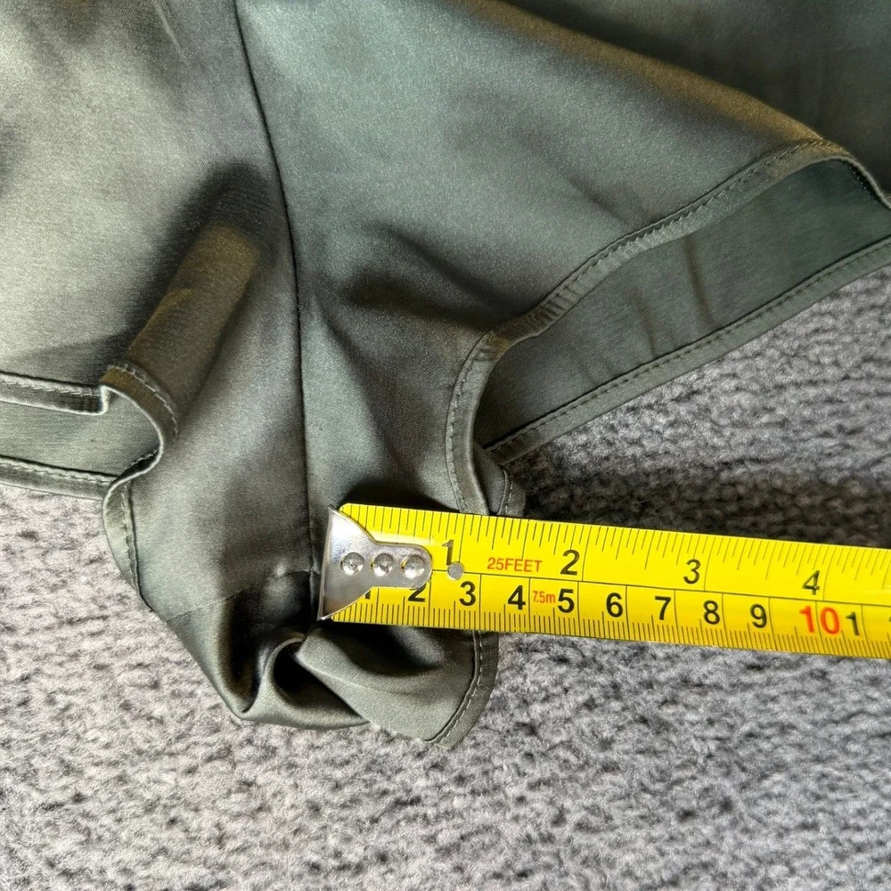 Ekouaer Womens Olive Green Satin Pajama Shorts Dolphin Hem Size‎ S Sleepwear